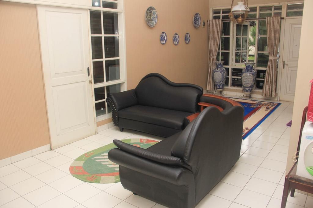 Pele Guesthouse Bandung Zewnętrze zdjęcie