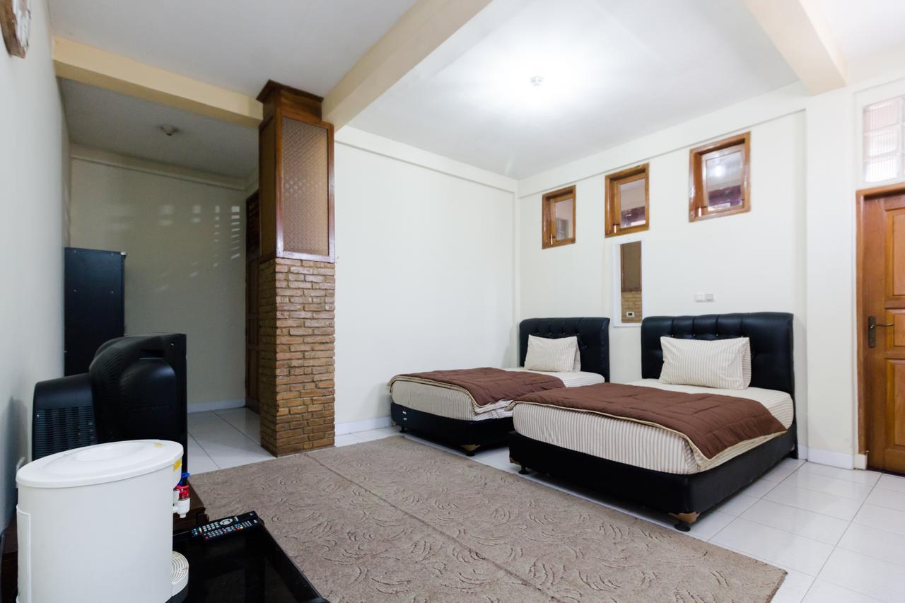 Pele Guesthouse Bandung Zewnętrze zdjęcie