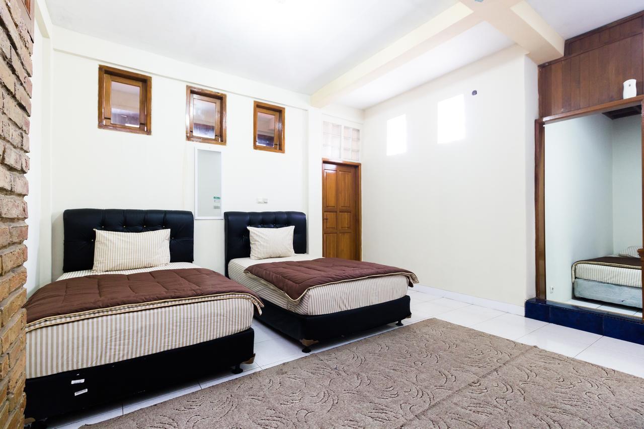 Pele Guesthouse Bandung Zewnętrze zdjęcie