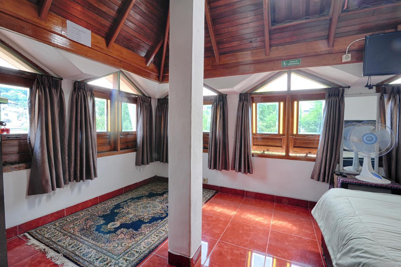 Pele Guesthouse Bandung Zewnętrze zdjęcie